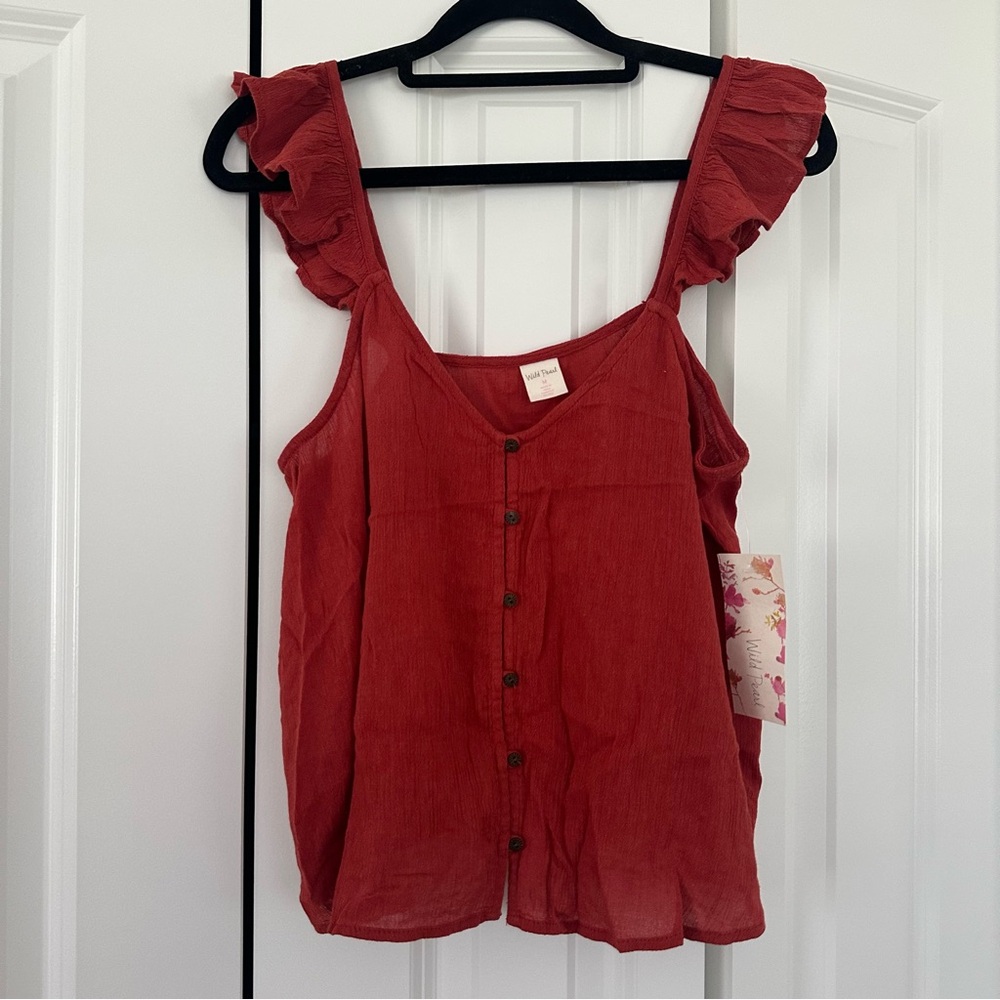 NWT Wild Pearl Ruffled Buttoned Tank Top - Red/Orange